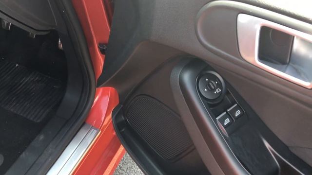 Used Ford Fiesta 1.0 EcoBoost 140 ST-Line 5dr Candy Red 2016 смотреть онлайн