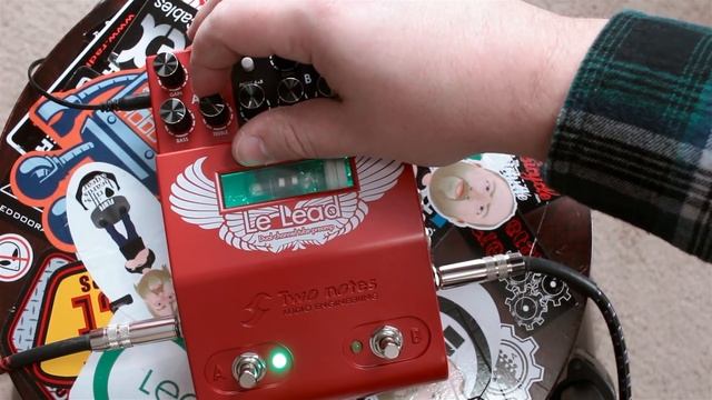 Two Notes Le Lead Preamp Pedal - Demo смотреть онлайн