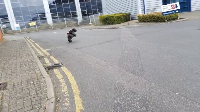 Don't buy RPM Traxxas X-Maxx Wheelie Bar!!! смотреть онлайн