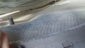 Разберем карту задней двери и вынимаем стекло шкода тур