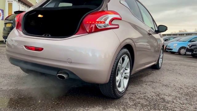 Peugeot 208 1.4 VTi Allure Euro 5 3dr AR12LEY 2012 (62) 69,987 miles Petrol Manual Pink FOR SALE смотреть онлайн