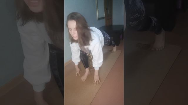 Пятиминутная йога с утра. Настрой на день и упражнения для бодрости. смотреть онлайн