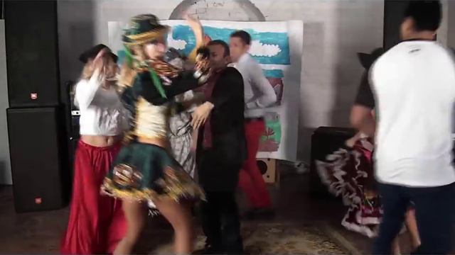 Y que bonito es el Peru смотреть онлайн