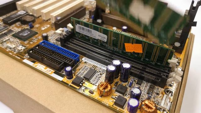 Опечатка в переписке привела к приятным неожиданностям. Или как я процессор в коллекцию покупал. смотреть онлайн