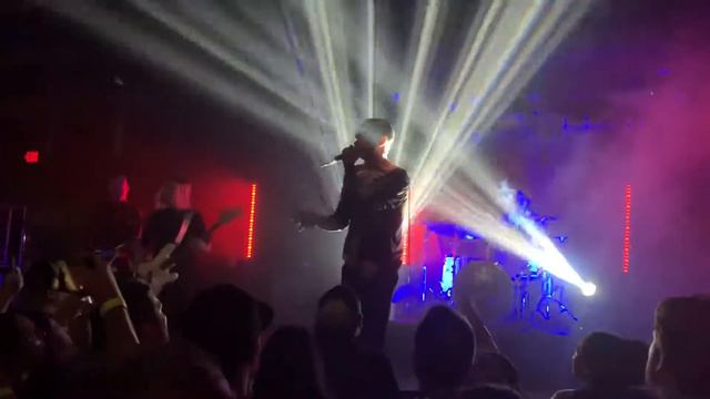 Cold- Suffocate