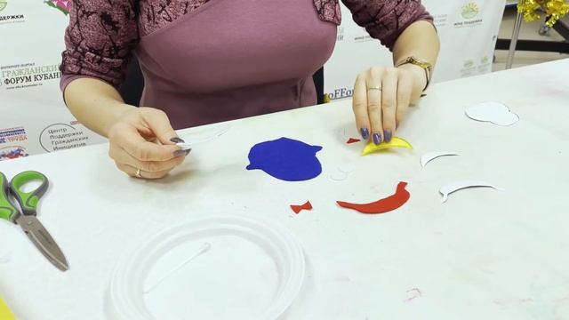 Мастерская "Подсолнух". Мастер-класс "Пингвин из фетра" смотреть онлайн