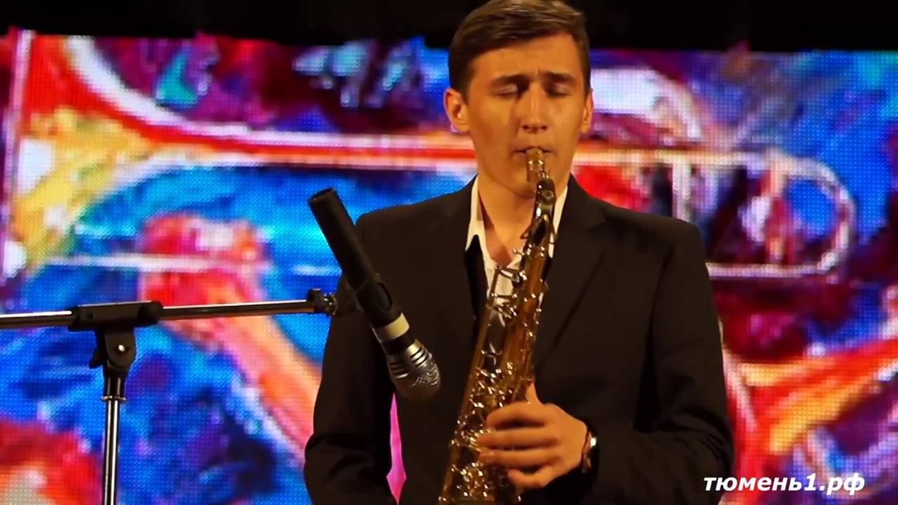 Uptown Funk смотреть онлайн