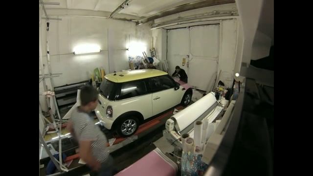 Оклейка Mini Cooper. 4 автомобиля за 2 дня. смотреть онлайн