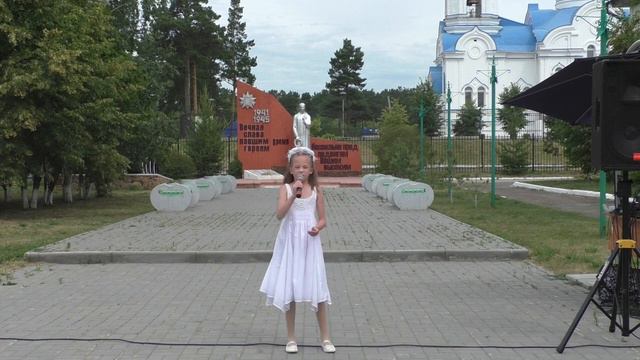 "Я рисую на окне", исполняет Кира Соловьева смотреть онлайн