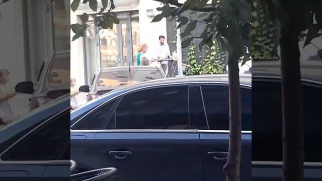 Каждую пятницу живая музыка на Бульваре Экзюпери. Instagram смотреть онлайн