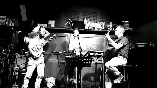Radio Mindelo - Tchon da Franca (cover) / Cesaria Evora смотреть онлайн