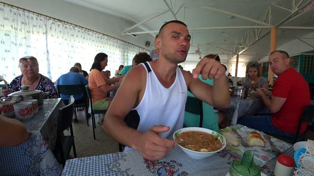 ЗАТОКА! ОБЕД В ОТЕЛЕ. СМОТРИМ ЧЕМ КОРМЯТ ... смотреть онлайн