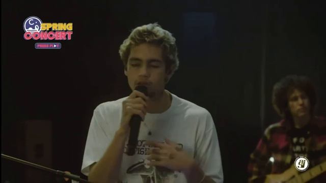 superstar sh*t // why live performance - dominic fike смотреть онлайн