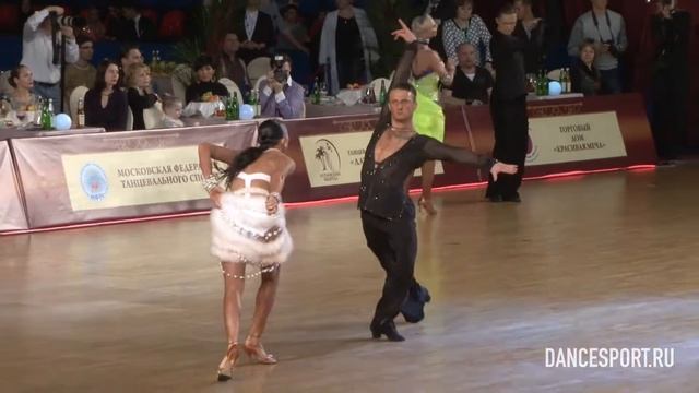 Georgy Trifonov - Irina Chernova, 1/2 Pasodoble смотреть онлайн