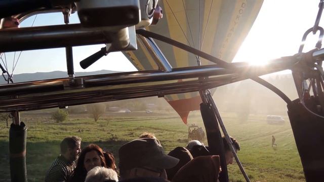Полет на воздушном шаре. Посадка. Ballon landing. смотреть онлайн