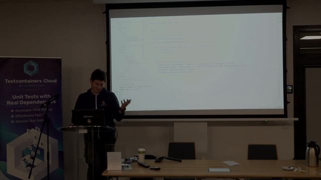 1. SJUG - Piotr Przybył "Java 19 & 20. What's new and noteworthy?" смотреть онлайн