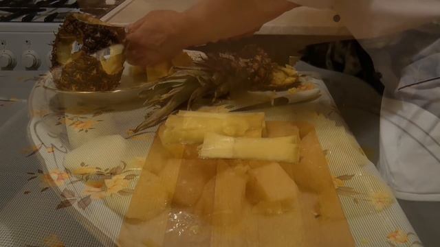 Поделки из ананаса. Подсвечник своими руками. Праздничный стол смотреть онлайн