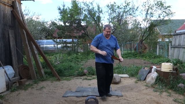 81,4 KG OLD TIME KETTLEBELL ONE HAND CLEAN AND PRESS ЖИМ ГИРИ 81,4 КГ ОДНОЙ РУКОЙ смотреть онлайн