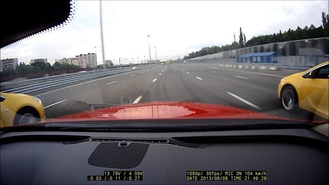 Opel Insignia vs Opel Astra x2 смотреть онлайн