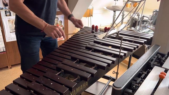 Гамма Ре-мажор по схеме в сдержанном темпе/ Требования исполнения на техническом зачёте смотреть онлайн