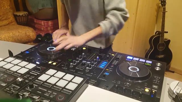 MIX XDJ-RX BY LUCAS GRC VOL.2 смотреть онлайн