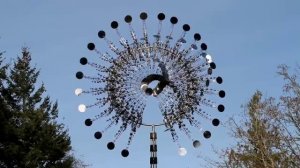 Кинетические скульптуры Энтони Хоу