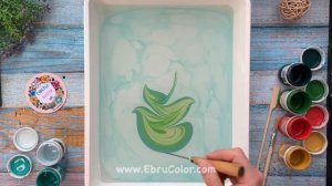 Рисуем на воде тюльпан  Эбру рисование  Техника Эбру