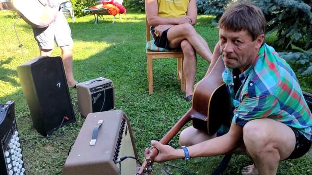 Оркестр Старый город - репетиция на даче смотреть онлайн