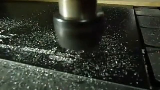 Гравировка на фрезерном станке серии LK смотреть онлайн