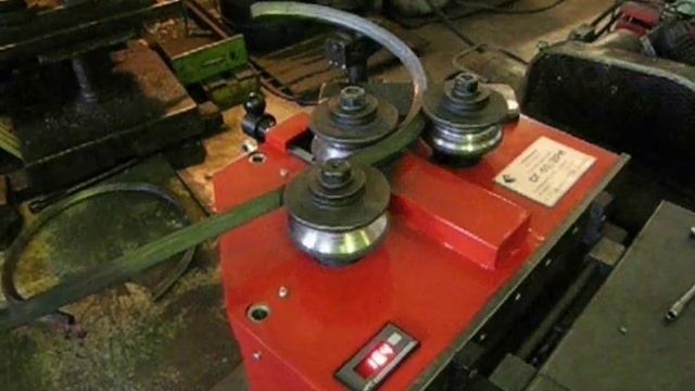 Трехвалковый гибочный станок СГ-60/3РИ "Техномаш"_гибка в спираль профиля ромбовидного сечения смотреть онлайн