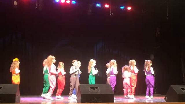 Анастасия Ячменкина, г. Рига, "Браво". гр. "Коллаж" смотреть онлайн