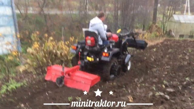 Минитрактор Landformer T 18 LUX вспашка и фрезеровка участка смотреть онлайн