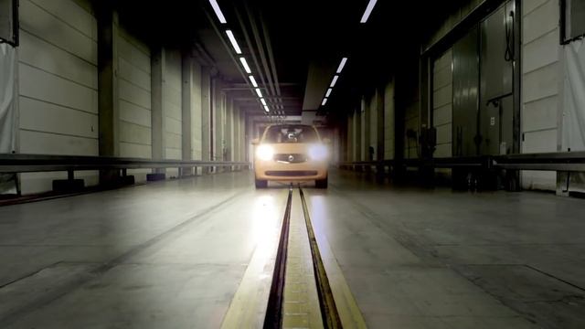 Car Crash Test Smart Vs Mercedes S-Class Accident смотреть онлайн