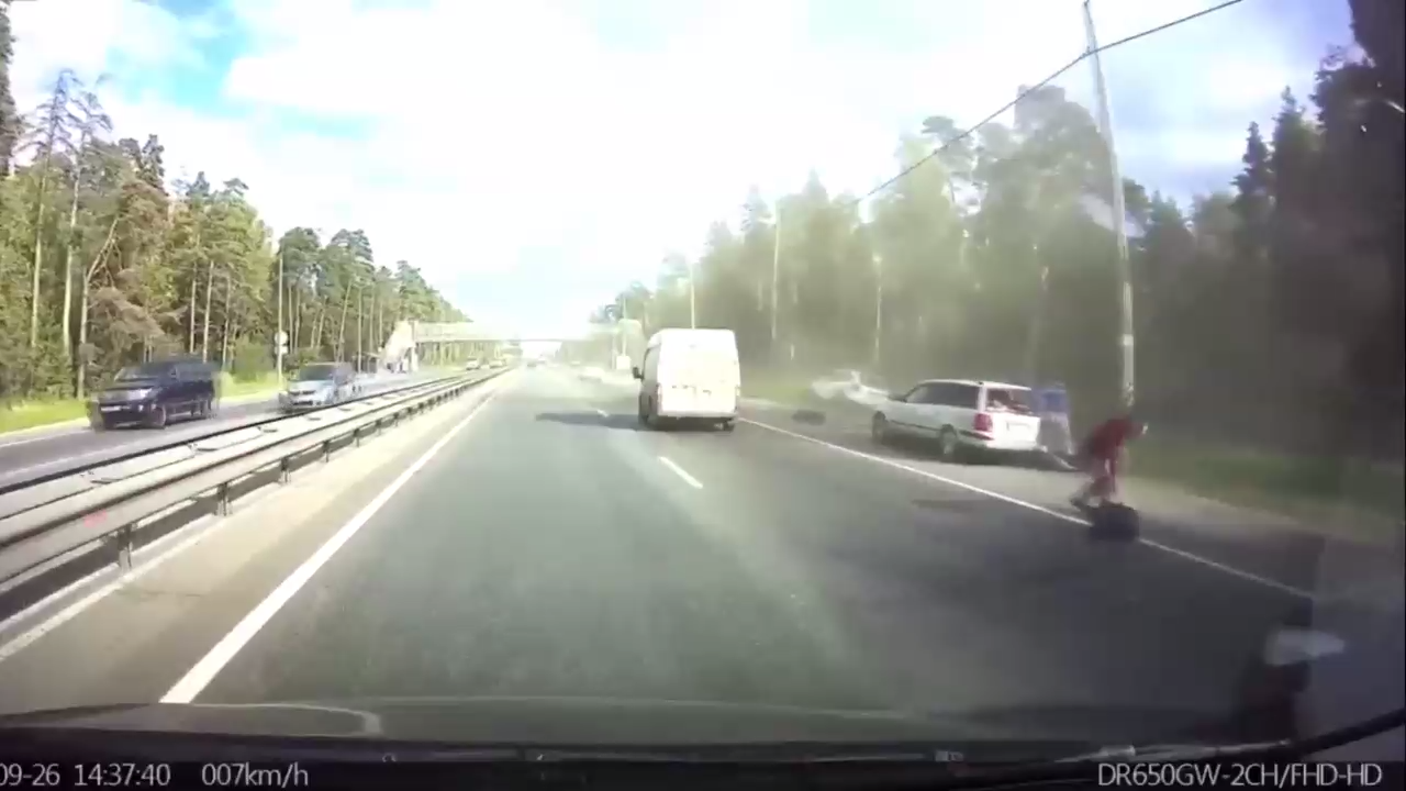 Обочечник на кайене прилетел... смотреть онлайн