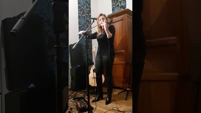 Little Wing - Armelle Chanteuse Violoniste смотреть онлайн