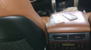 TLC200. Как снимается центральный плафон освещения