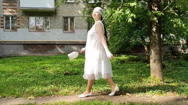Одри. Белое с белым. Дайджест ролика 2020 "Платье в стиле ОДРИ. Творчество как антидепрессант". смотреть онлайн