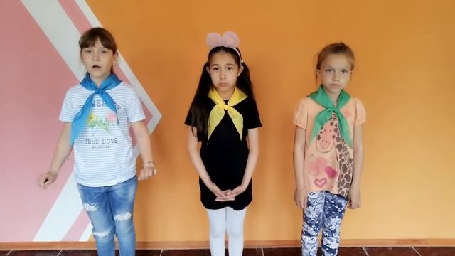 Фестиваль РДШ. Выступление чтецкого ансамбля. Агния Барто. "Зовите бабку" смотреть онлайн