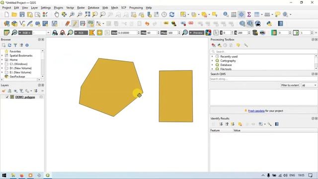 How to Create Polygon Layer and Add Polygon | QGIS Basics: 2 смотреть онлайн
