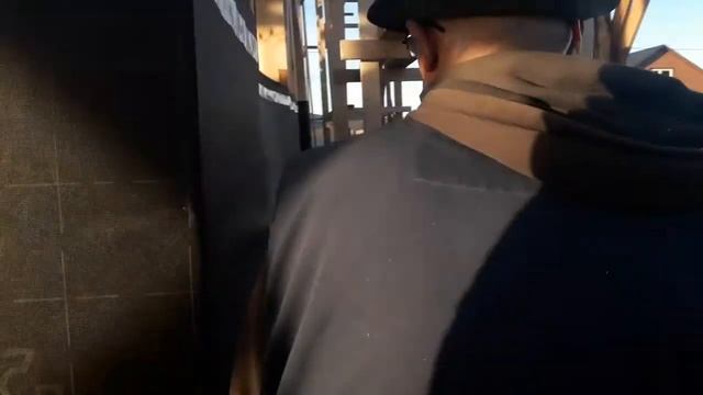 Монтаж ветро- влагозащитной плёнки на фасады каркасного дома смотреть онлайн