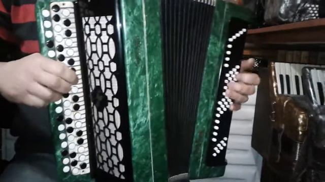 Відеоогляд Баян Этюд 205 м г. Тула смотреть онлайн