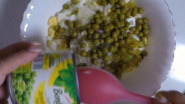 Салат с зелёным горошком смотреть онлайн