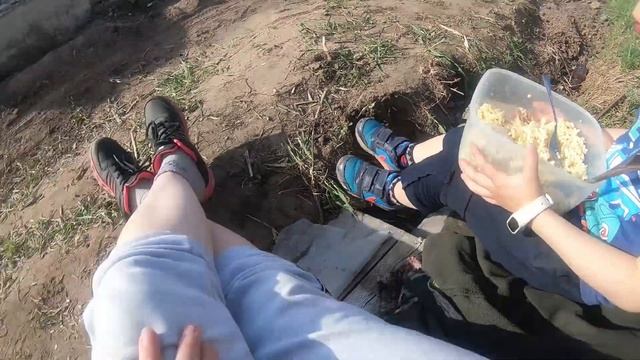 Залили фундамент/строим туалет смотреть онлайн