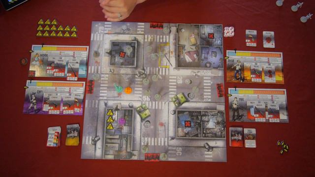 Games Explained - Zombicide смотреть онлайн