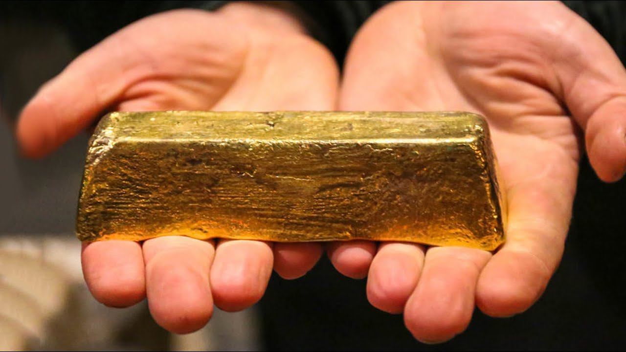 Ослепленный золотом, людей не видит смотреть онлайн