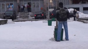 Поссать в центре? Да не вопрос!