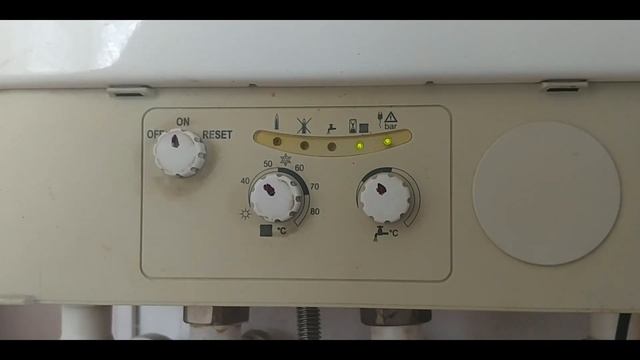 #2.Тактует котел?! Простое решение проблемы!Газовый котел Ferolli Domina С30 и др. смотреть онлайн