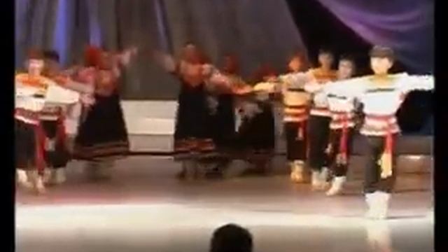 ИНТЕРДОМ Танцевальная студия "Хорошки" Как на горке смотреть онлайн