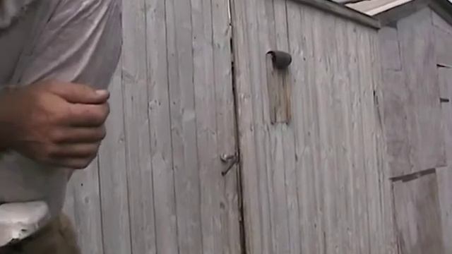 Сидение для велосипеда Марса Шаритдинова. Новый Татышлы, Башкортостан, 2010 смотреть онлайн