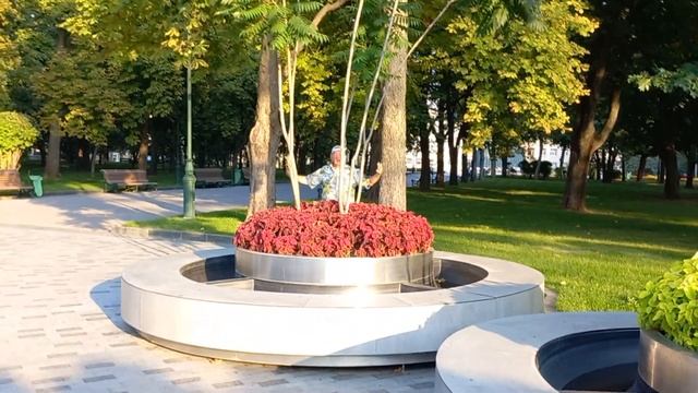 Харьков,танцы в саду,"Мы с тобою разные!"? смотреть онлайн